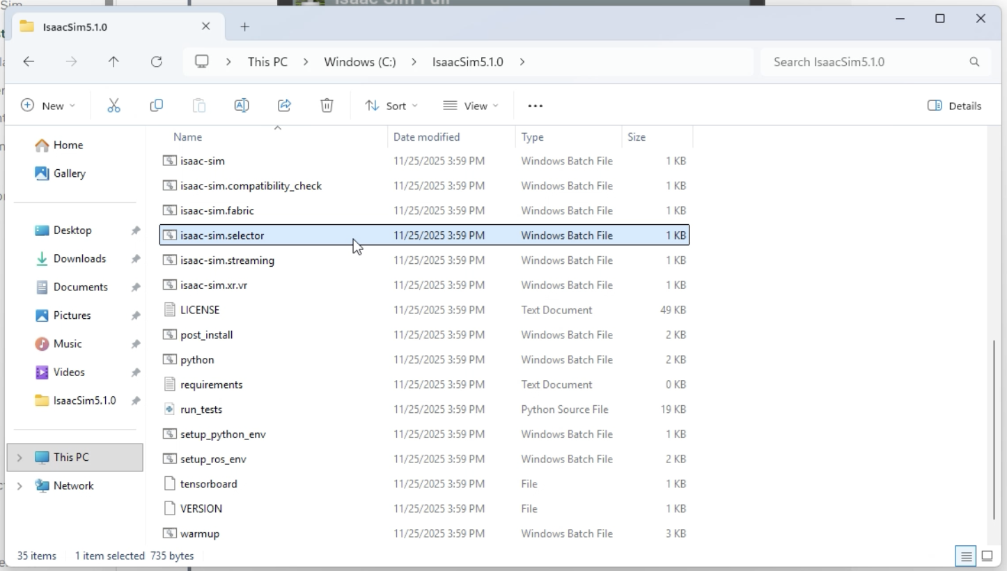 Isaac Simのセレクターファイルの場所を示すWindowsエクスプローラー画面。Isaac Simがインストールされたフォルダ内でisaac-sim.selector.batファイルがハイライトされており、その他のIsaac Sim関連ファイルと一緒に表示されている状態。このファイルをダブルクリックしてIsaac Simランチャーを起動する